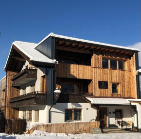 Chic lodge-apartments
